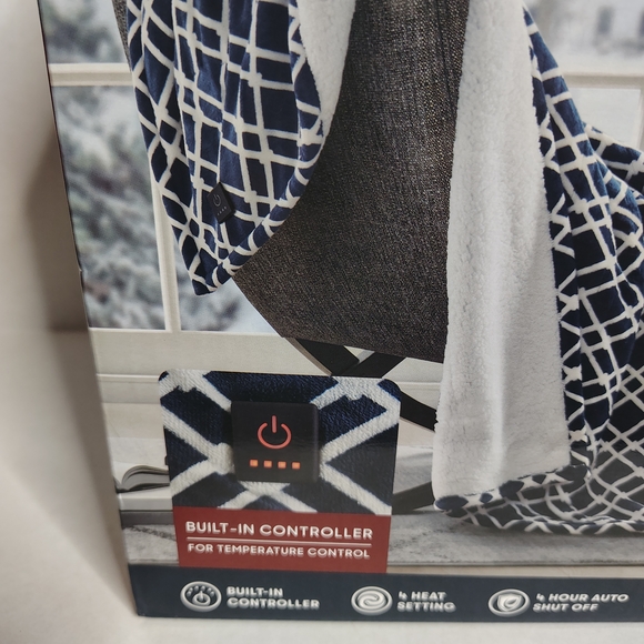 Serta Electric Blanket Blue White Plush With Sherpa Reverse Heated Blanket 50x60 - Picture 2 of 5